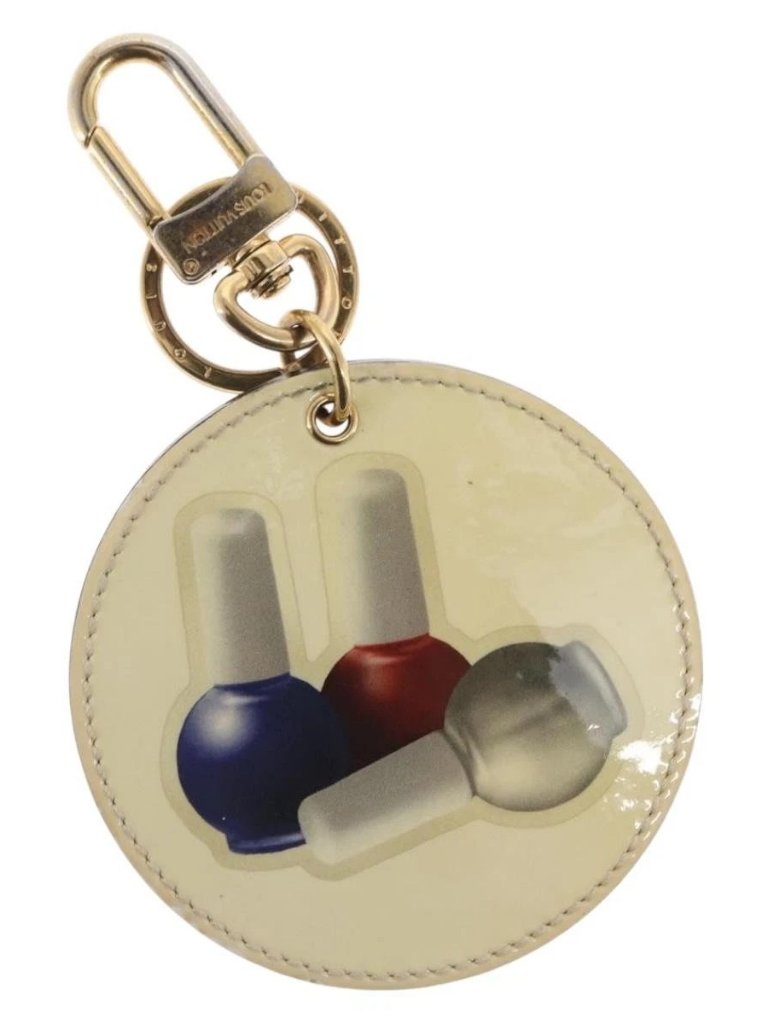 Louis Vuitton Illustre Nail Polish Charm Patent Leather Beige Mp1570 Auth 169129
